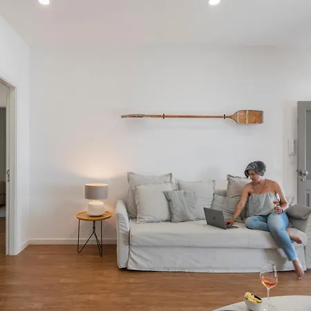 Lazareto Mar By An Island 度假居