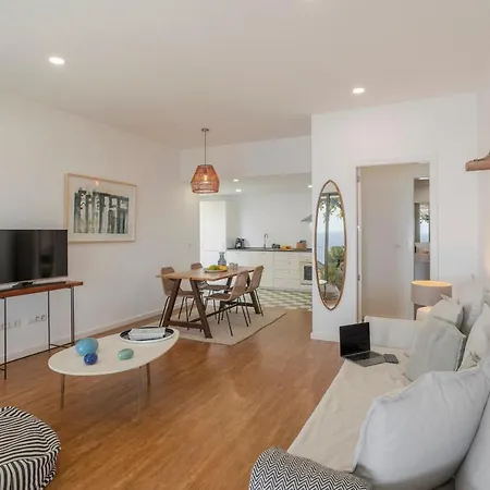 Lazareto Mar By An Island *