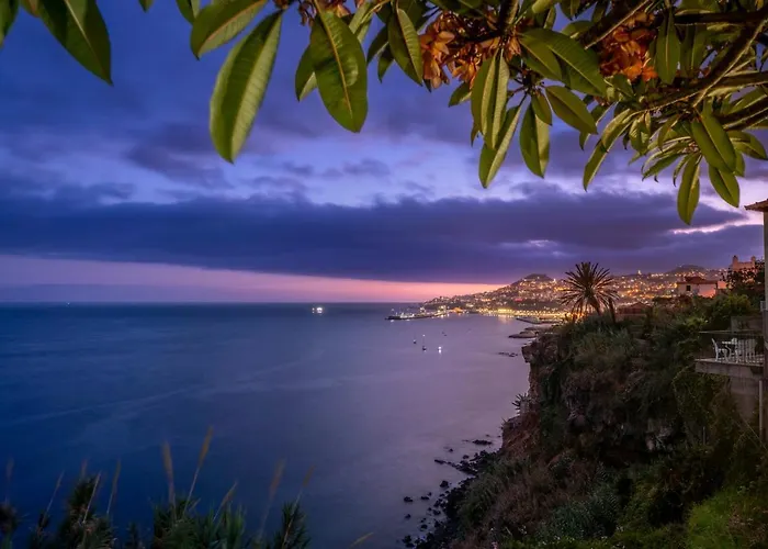 Lazareto Mar By An Island